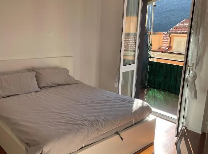 Apartament Bike & Sea Under Castle Dreams At Finalborgo Finale Ligure